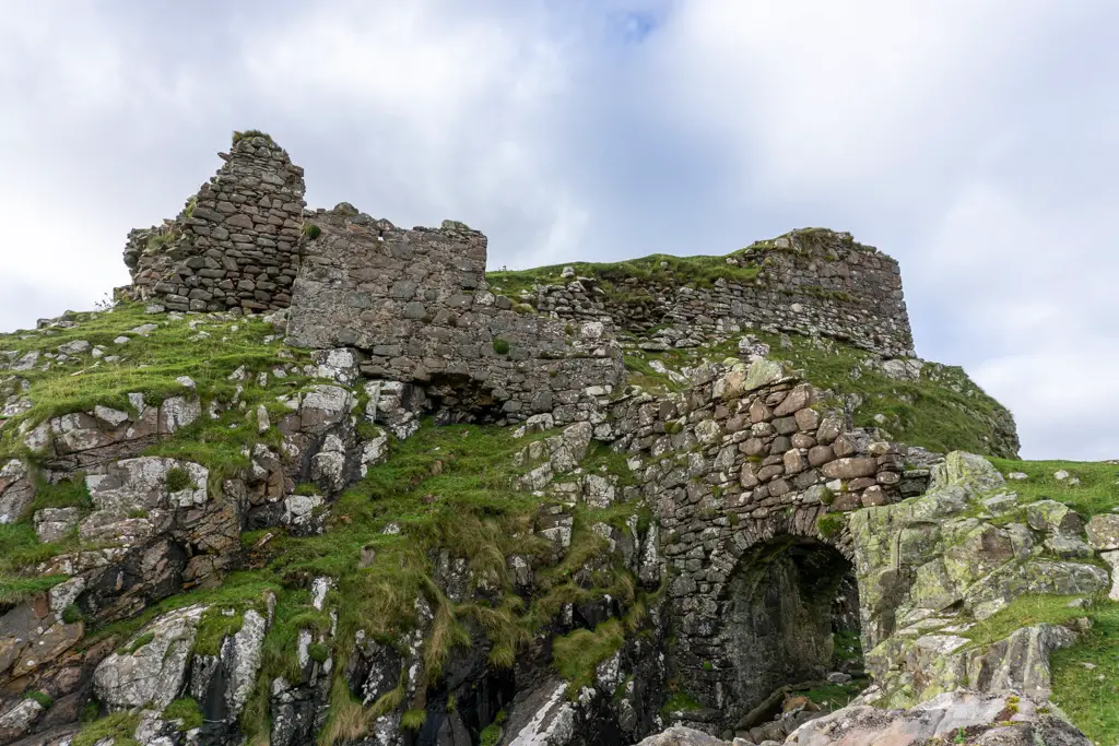 The ruins of Dunscaith Castle 