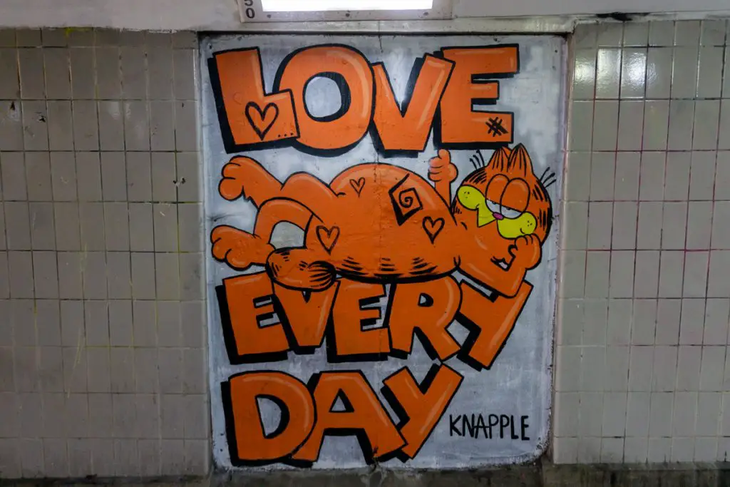 Garfield graffiti in underpass
